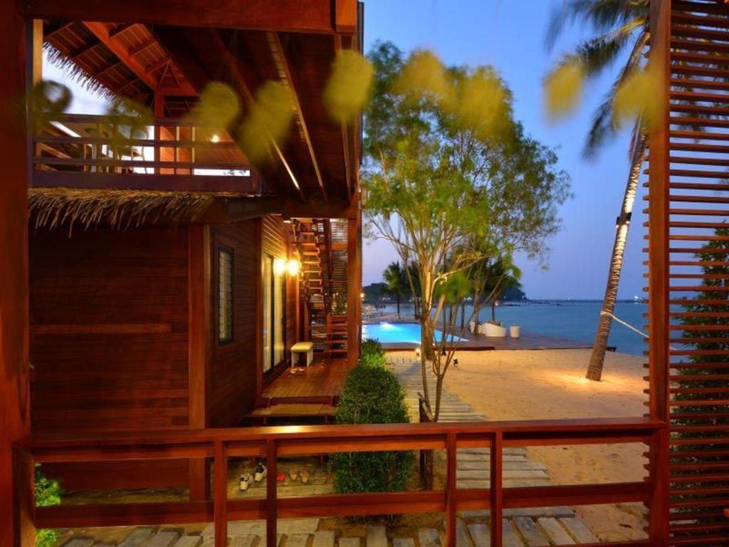 The Blue Sky Resort@ Koh Payam Koh Phayam Exterior foto